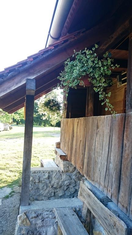 Rustic Home Mia Duga Resa Pokoj fotografie