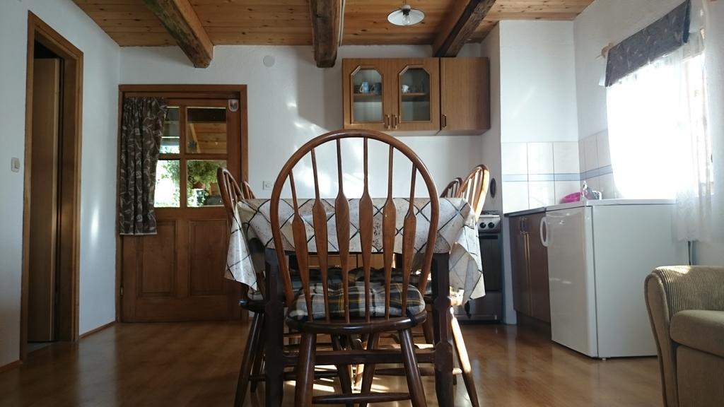 Rustic Home Mia Duga Resa Pokoj fotografie
